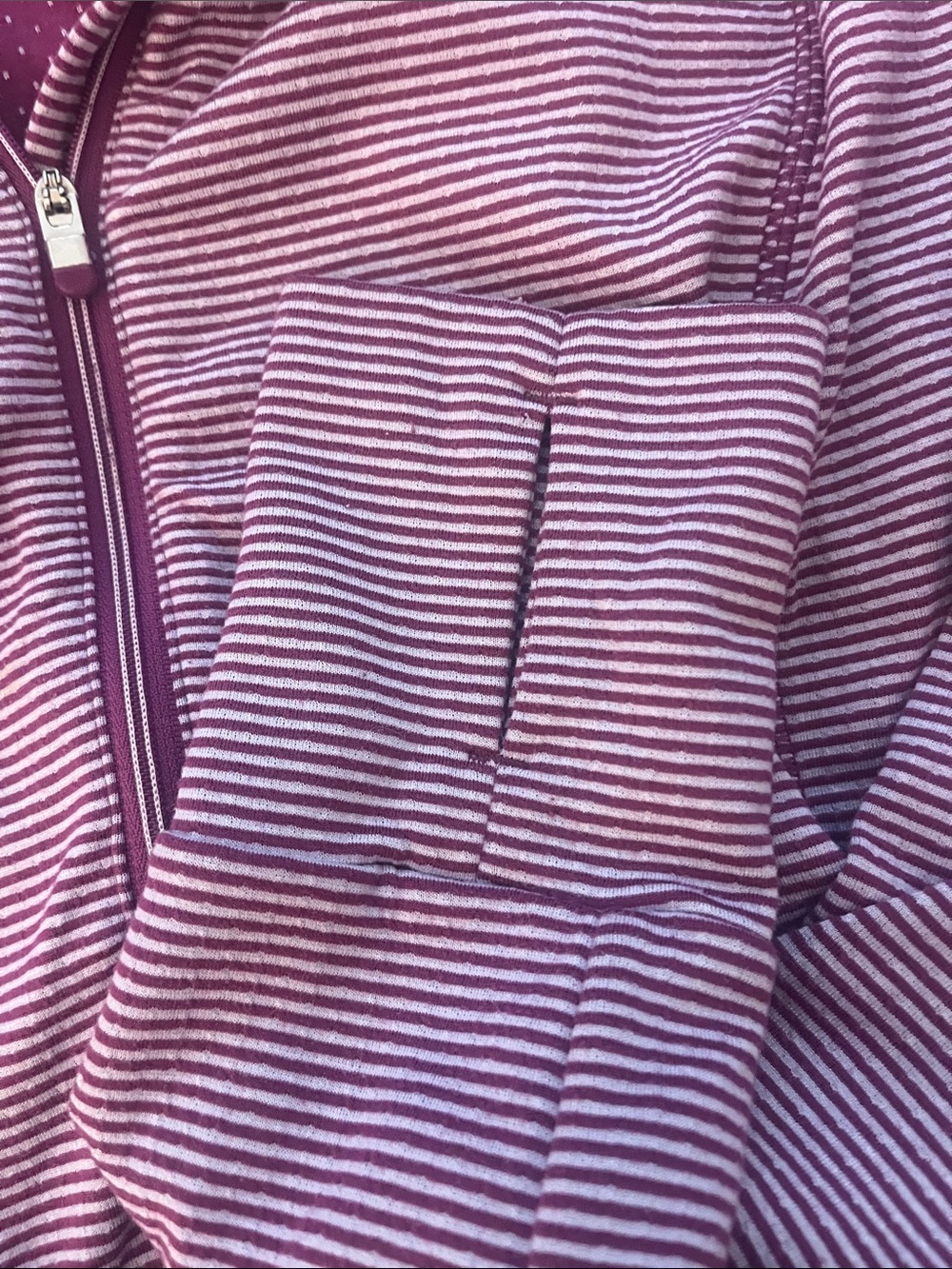 Tangerine Women’s Lavender Striped Hoodie Sweater - Sz L - Picture 3 of 4